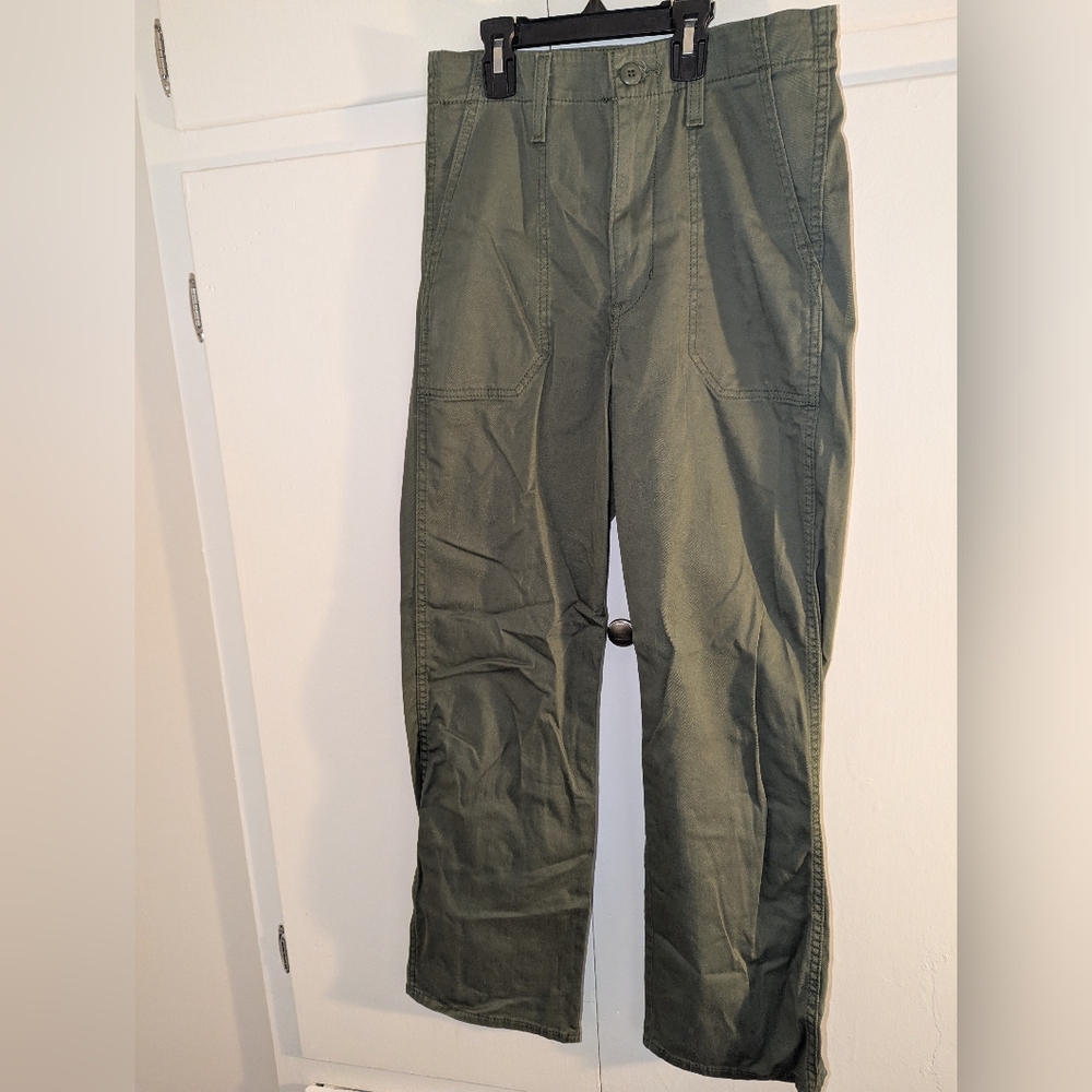 Levi's Women's Olive Straight Leg Pants